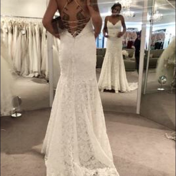 Maggie Sottero Maxwell Wedding Dress - Picture 5 of 7